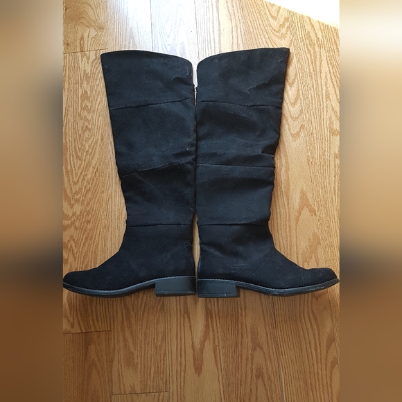 Over the knee black faux suede boots - Picture 6 of 8